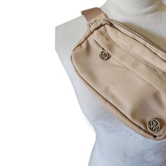 Steve Madden Crossbody Bag - Picture 2 of 6